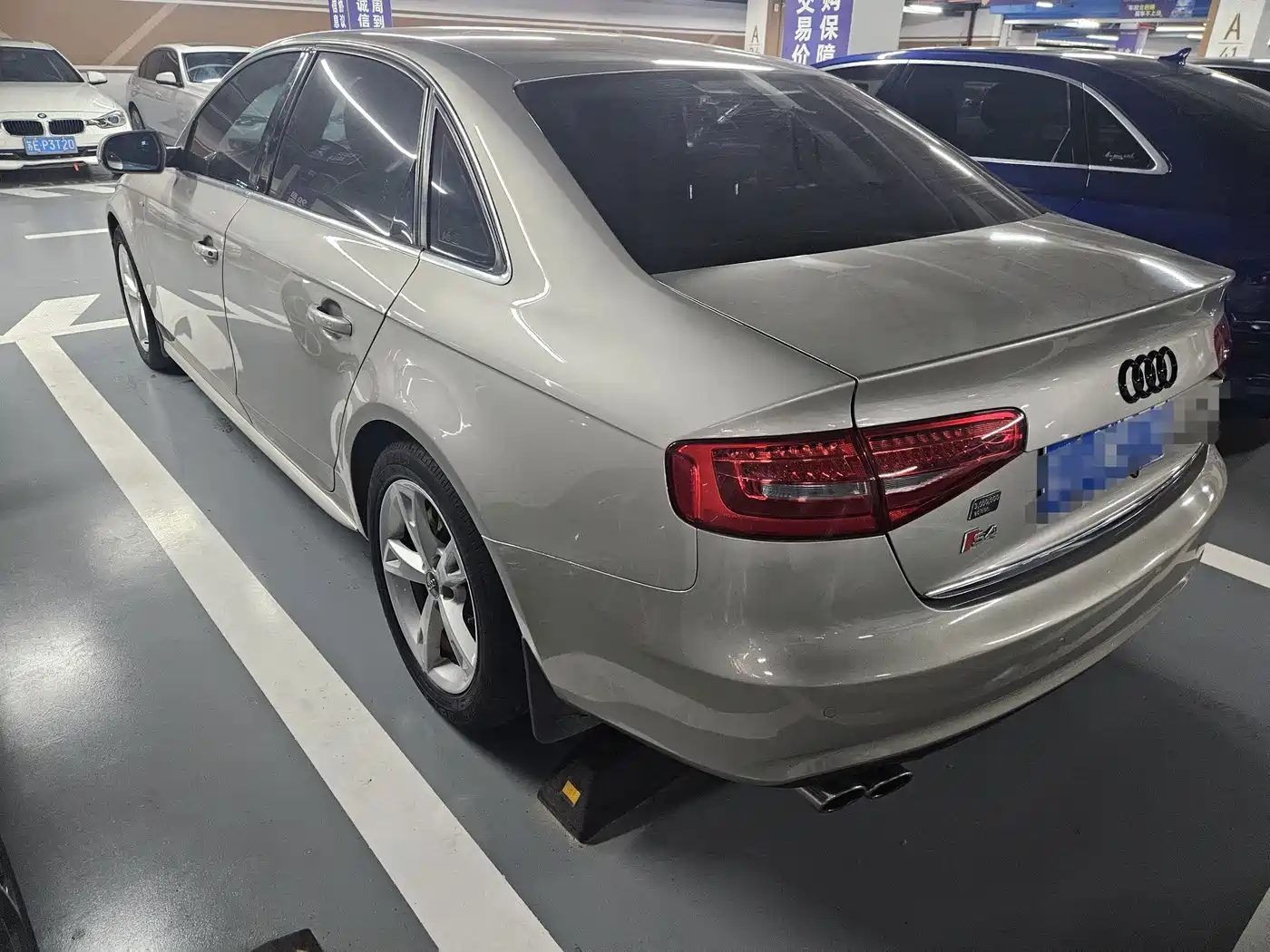 Audi A4L 2015 45 TFSI quattro Individual Sport фото 6
