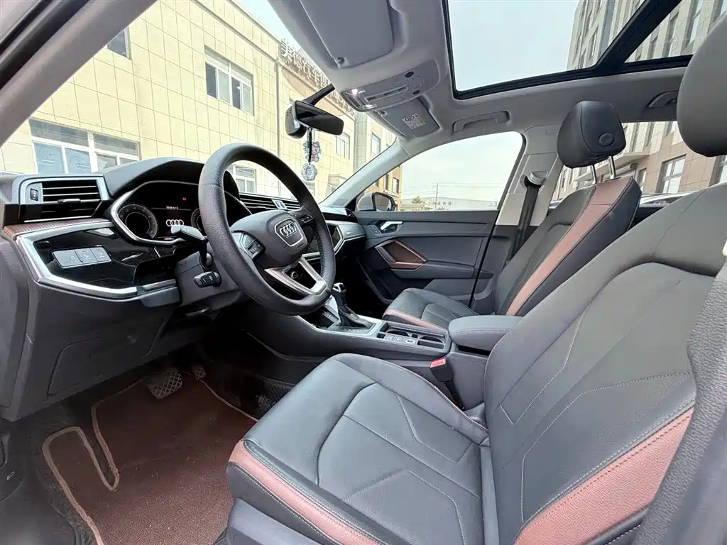 Audi Q3 2023 35 TFSI Fashion Dynamic (1.4T) фото 8