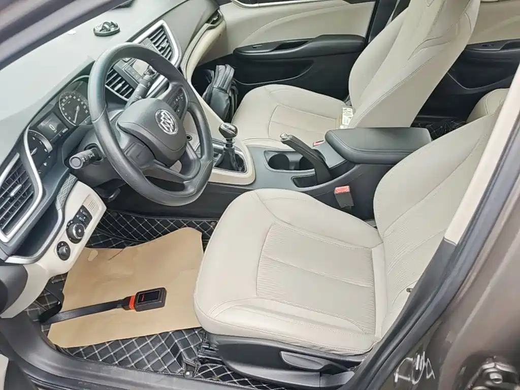 Фото 15 - Buick Excelle