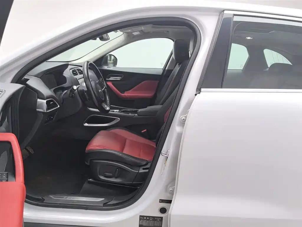 Jaguar F-PACE 2017 2016 2.0T FWD R-Sport Edition