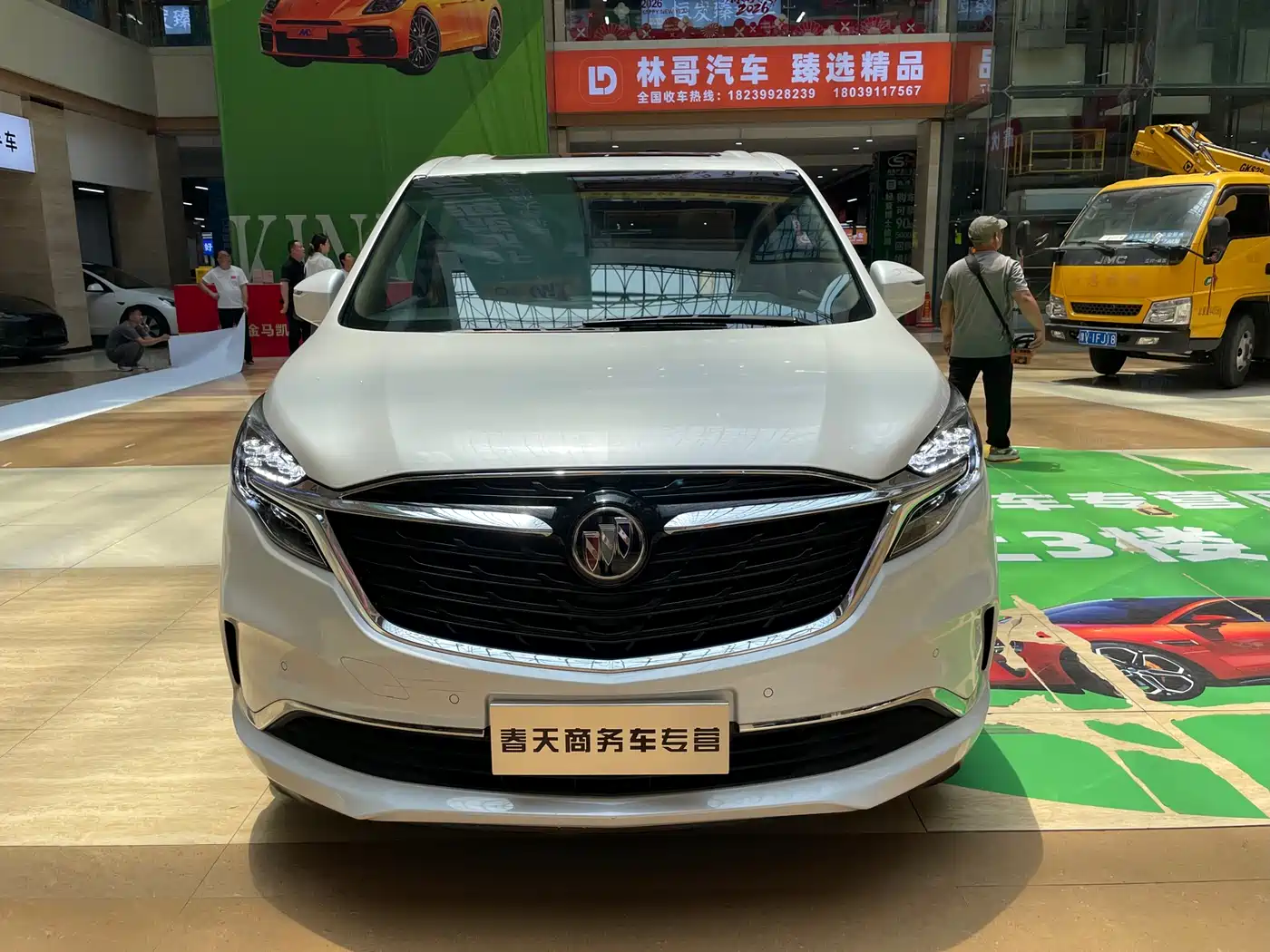 Buick GL8 2021 ES Landlord 653T Premium фото 3