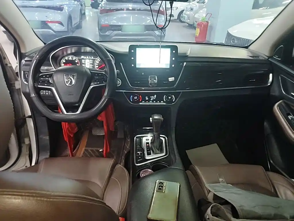 Baojun 560 2017 2017 1.5T DCT Flagship Model