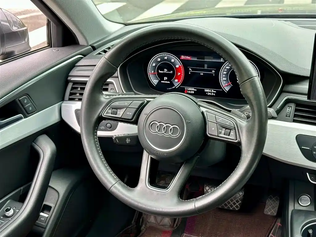 AUDI A4L