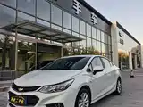 Photo 1 - Chevrolet Cruze