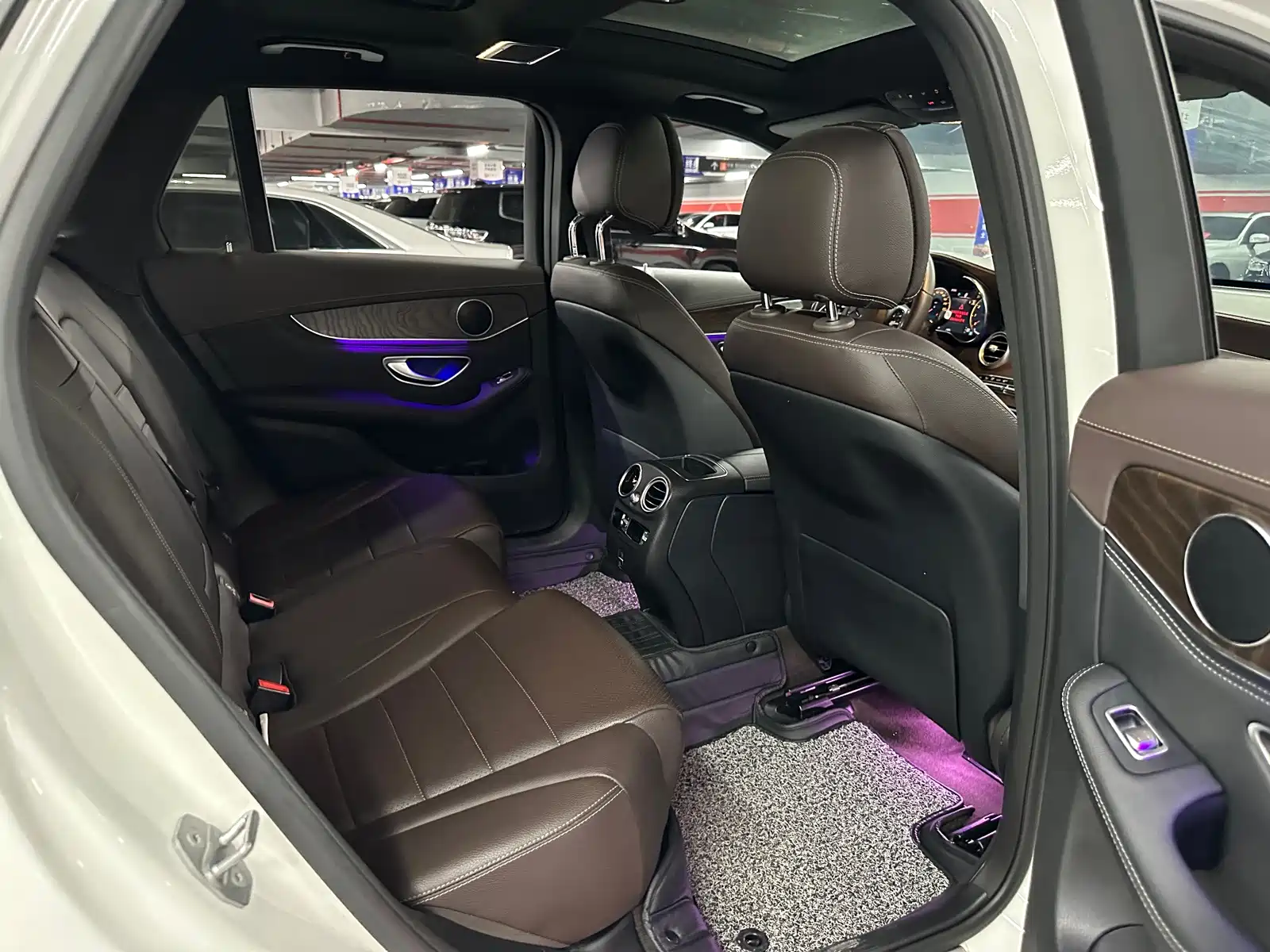 Фото 15 - Mercedes-Benz GLC