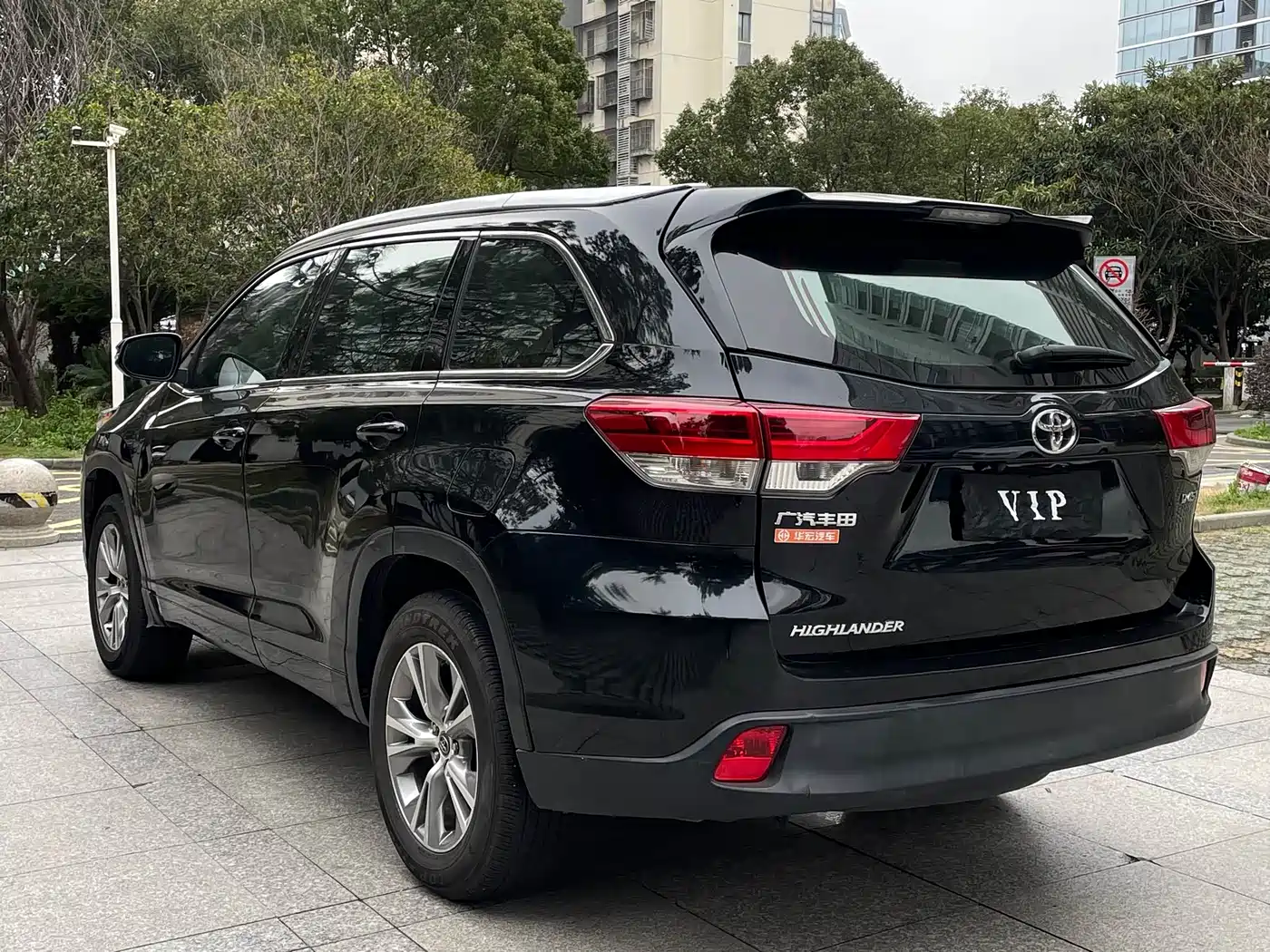 Toyota Highlander 2021 2.0T FWD Elite 5-Seater фото 17