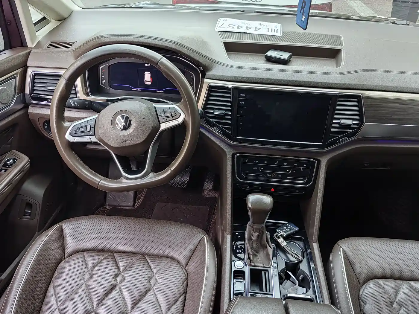 Volkswagen Viloran 2020 380TSI Premium фото 4