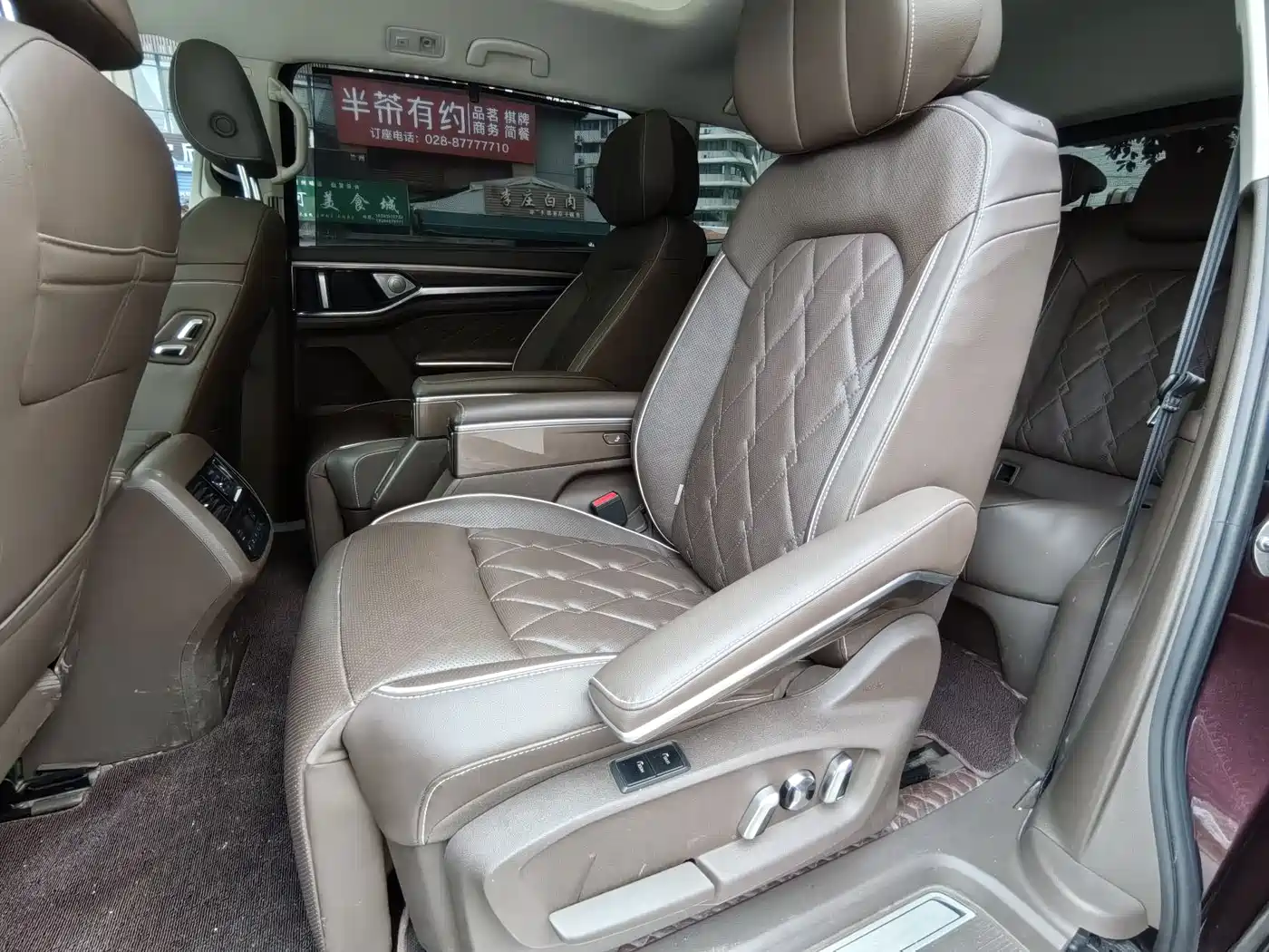 Volkswagen Viloran 2020 380TSI Premium фото 10