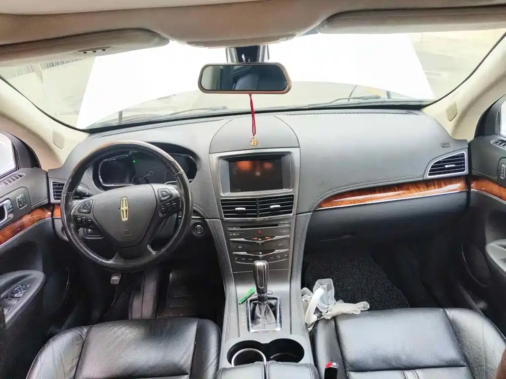 Lincoln MKT 2013 2013 3.5T EcoBoost AWD