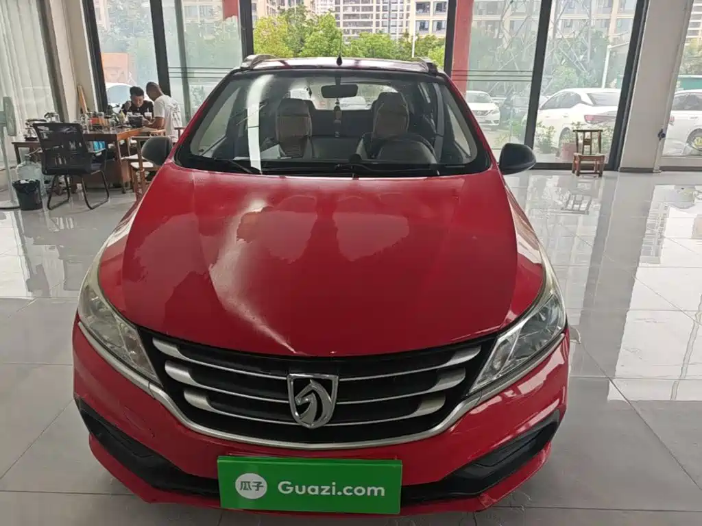 Baojun 310 2017 2016 1.2L Manual Value Edition