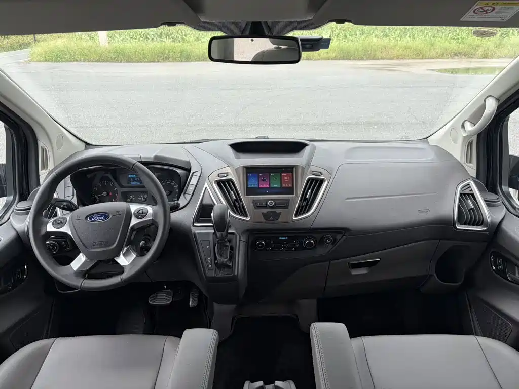 Ford Tourneo 2021 2020 2.0T Auto Elite Edition China VI
