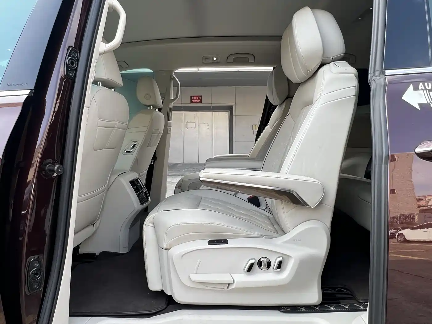 Volkswagen Viloran 2020 380TSI Flagship Edition фото 18