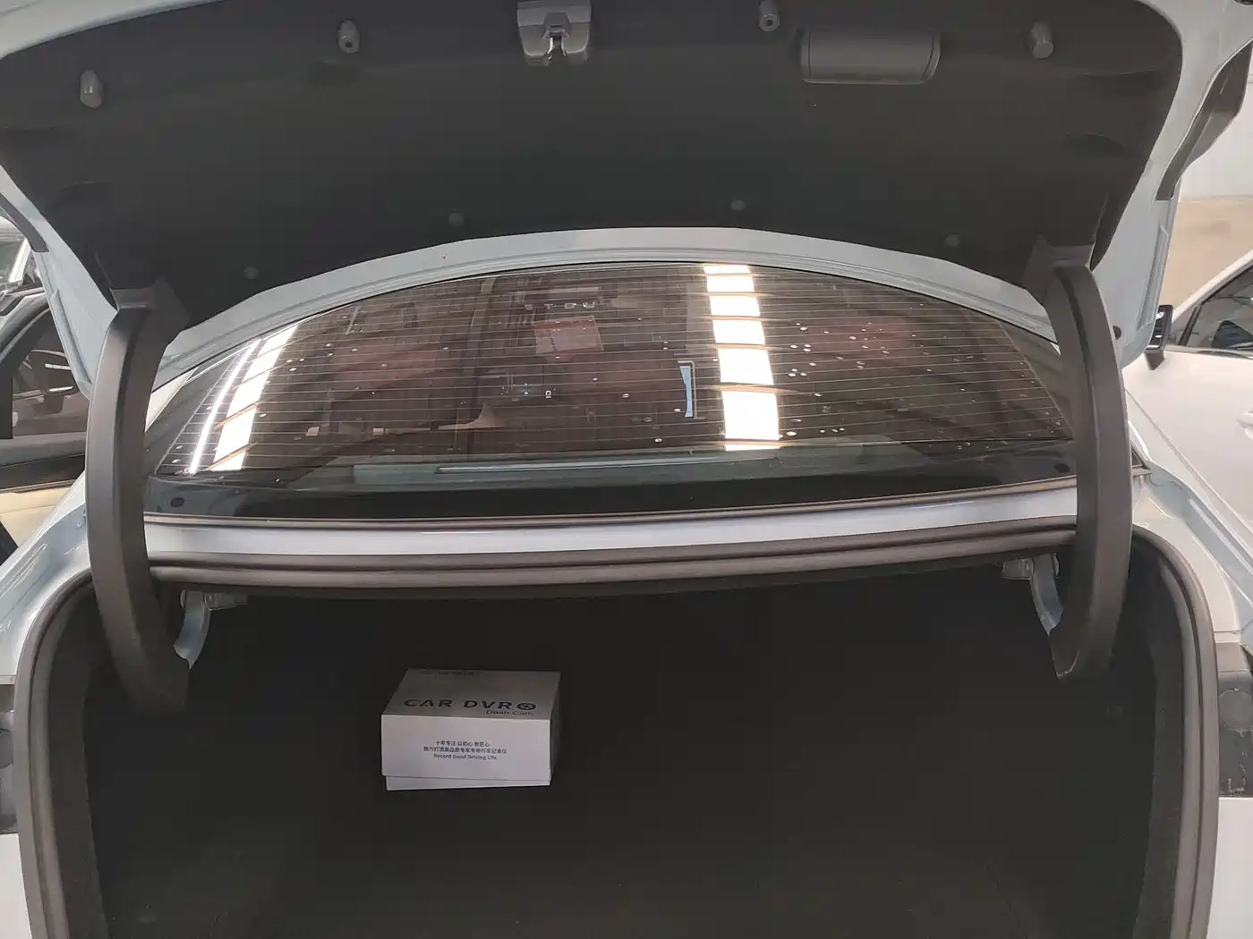 BYD Qin L 2024 DM-i 80KM Superior фото 19