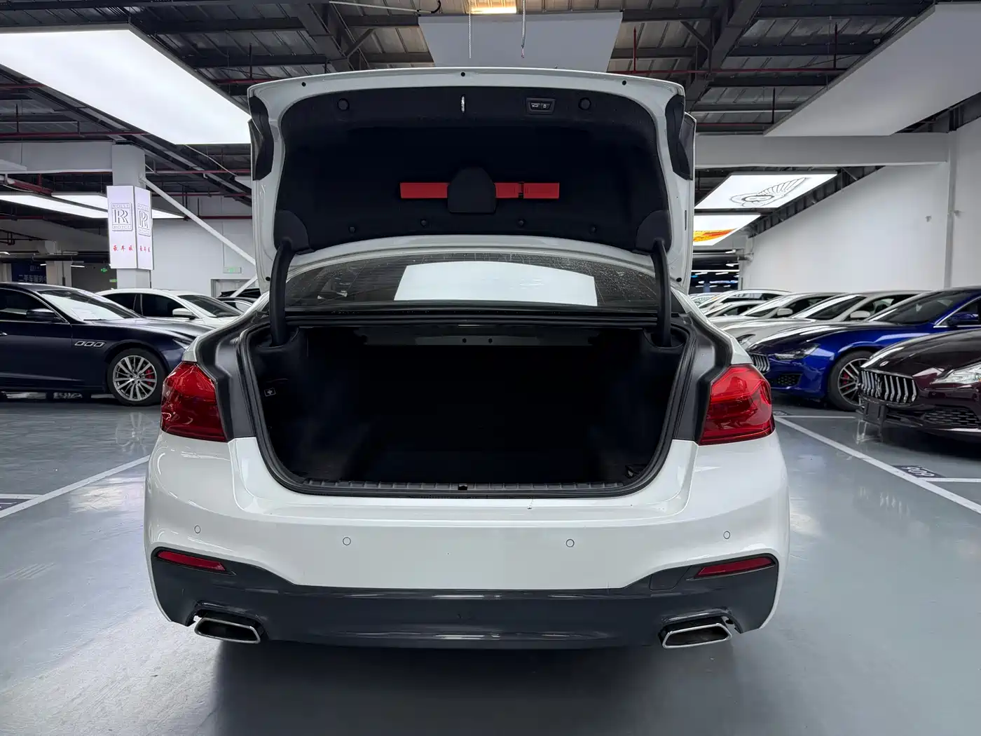 BMW 5 Series 2018 Facelift 530Li Leading M Sport Package фото 15