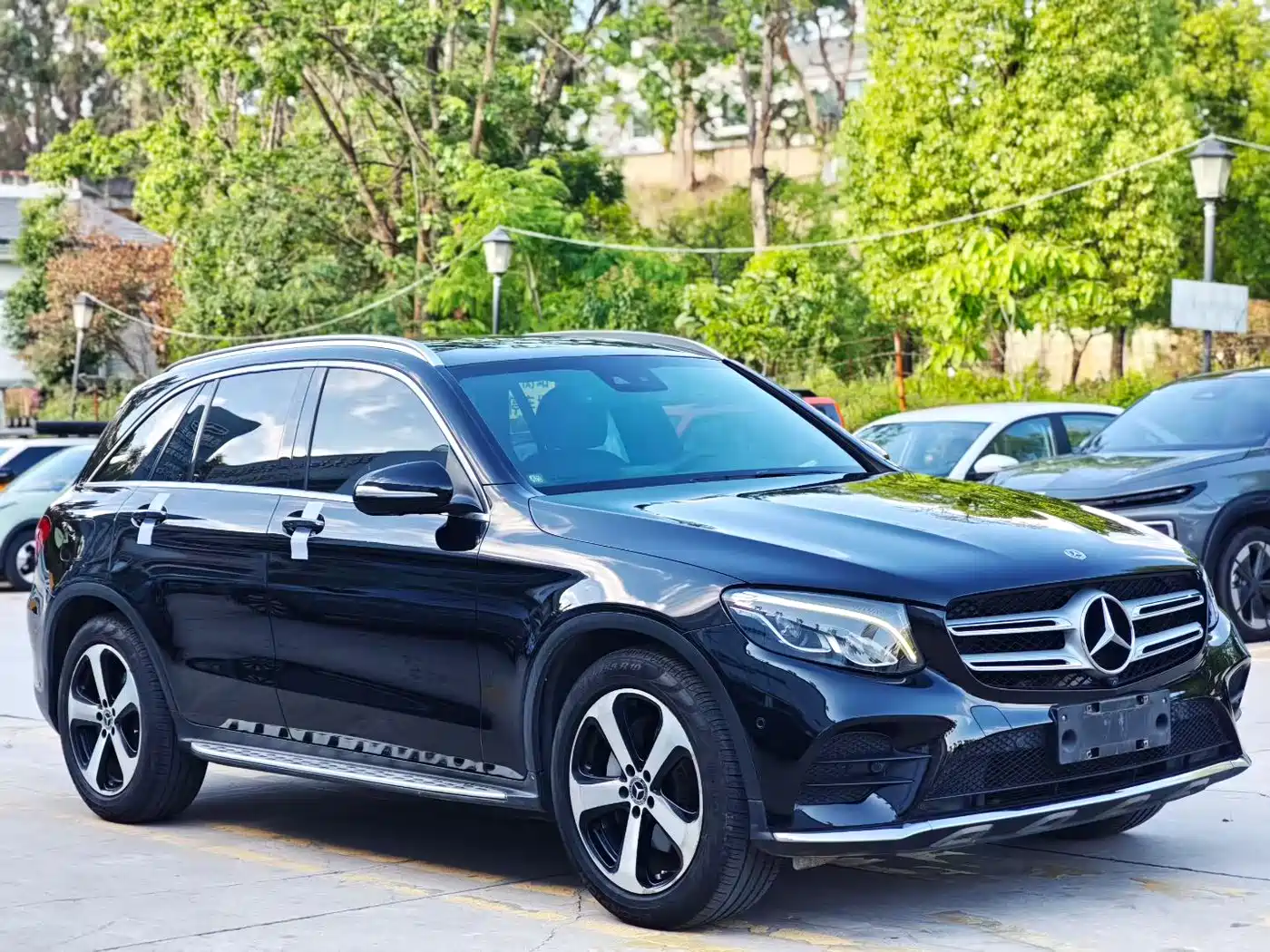 Mercedes-Benz GLC 2018 GLC 260 4MATIC Luxury фото 3