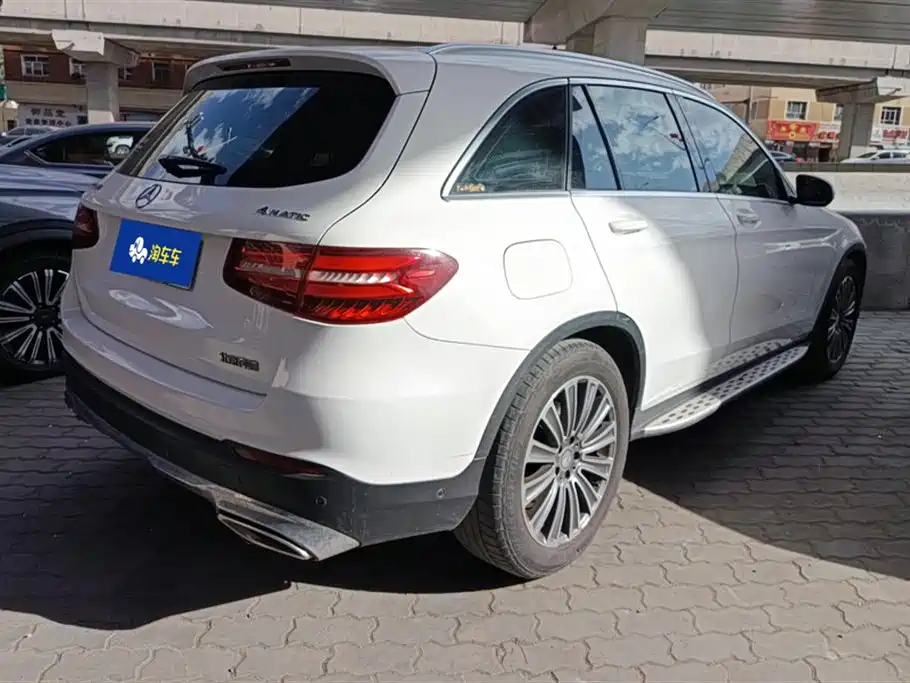 Mercedes-Benz GLC 2016 GLC 260 4MATIC Dynamic фото 3