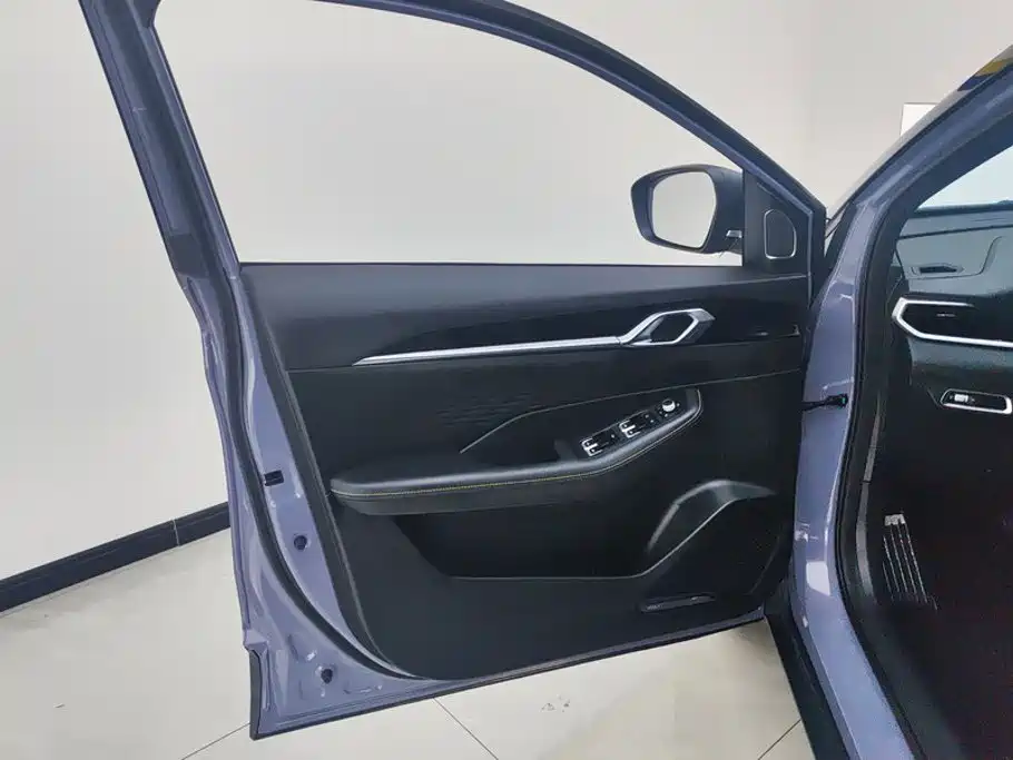 Geely Coolray 2026 2025 Bin Yue L 1.5TD DCT Star Diamond