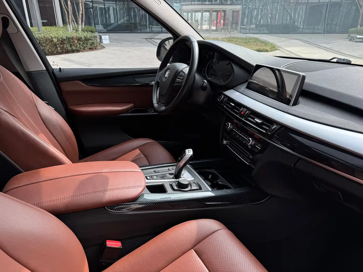BMW X5 (Import) 2017 xDrive35i Leading Edition фото 19
