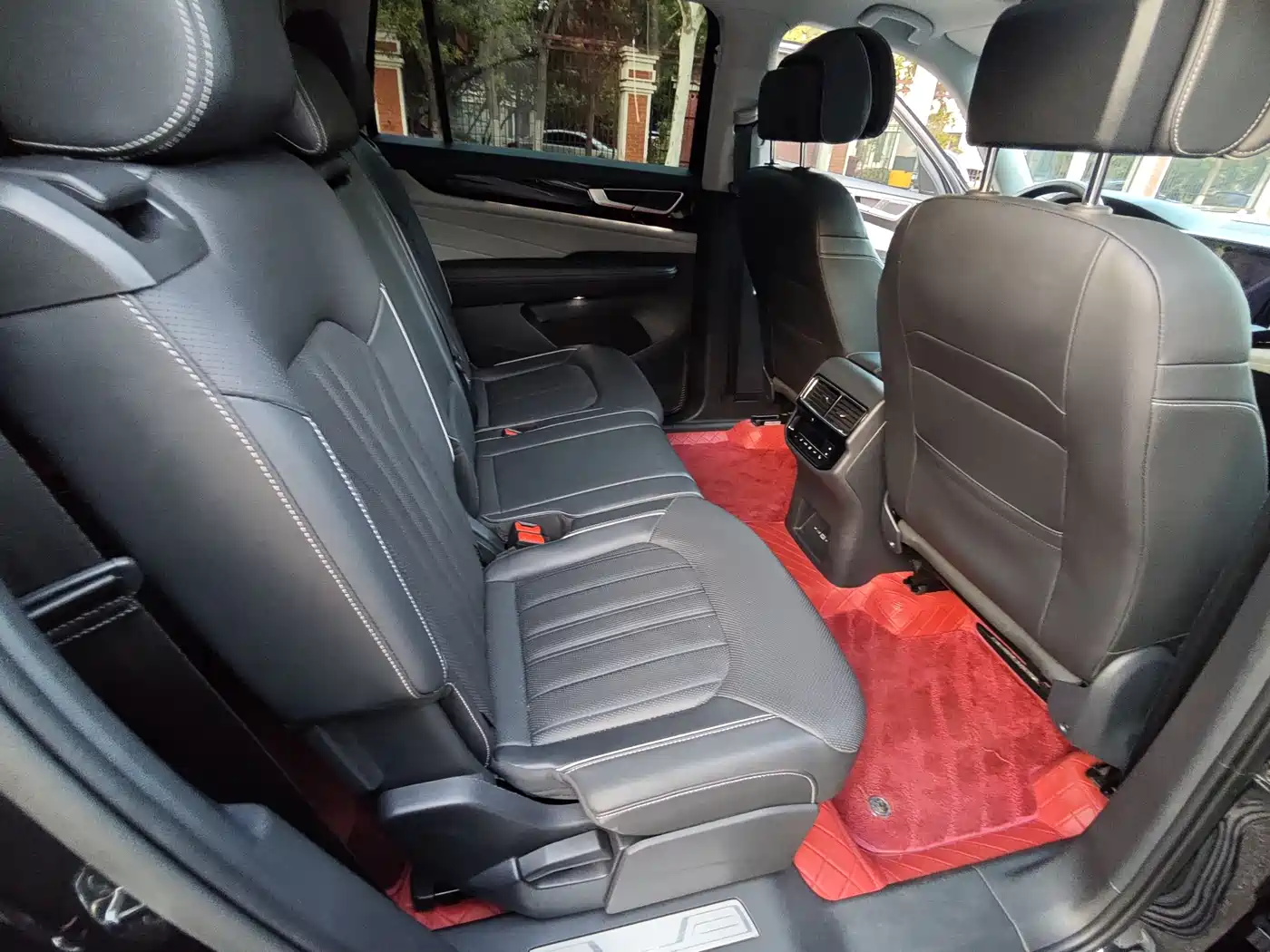 Volkswagen Teramont 2023 530 V6 AWD Premium Luxury Edition фото 10