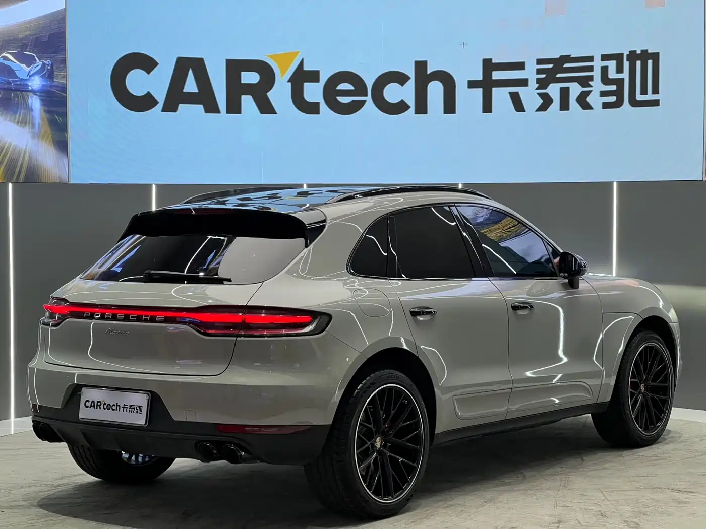 Porsche Macan 2018 Macan 2.0T фото 17