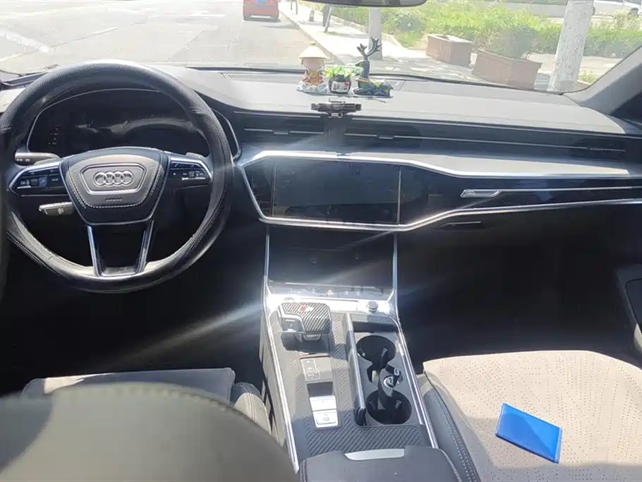 Audi A6L 2023 Facelift 40 TFSI Luxury Dynamic фото 12