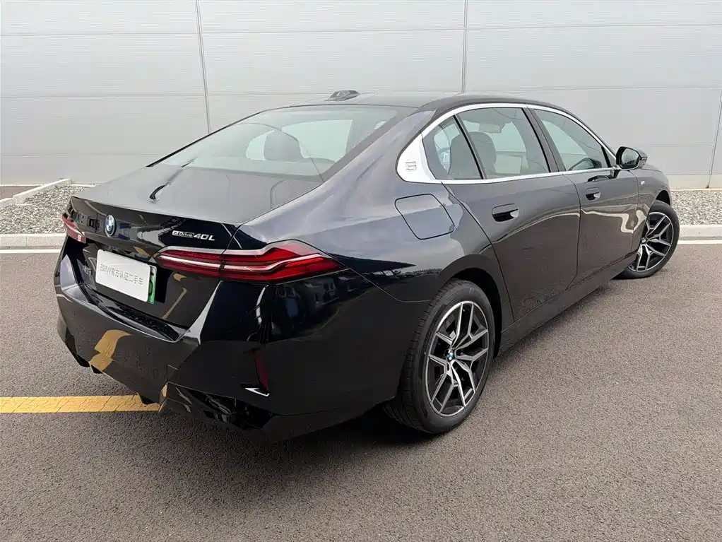 BMW i5 2025 2026 Facelift eDrive 40L M Sport Package