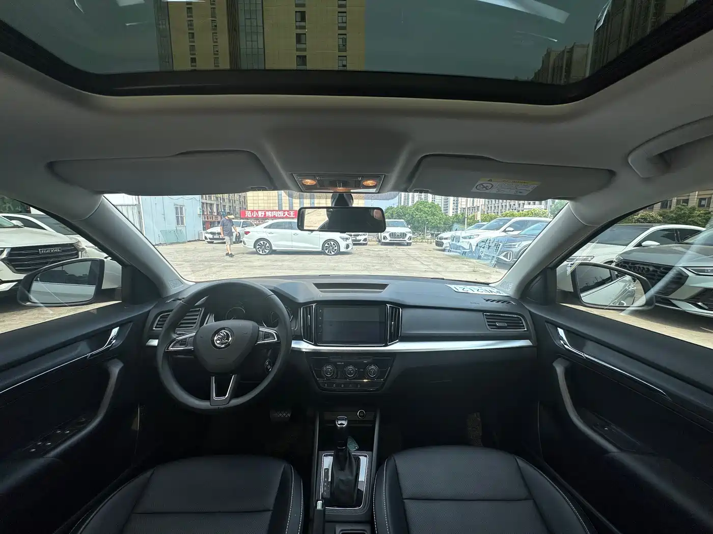Škoda Kamiq 2023 Facelift 1.5L Auto Comfort Edition фото 5