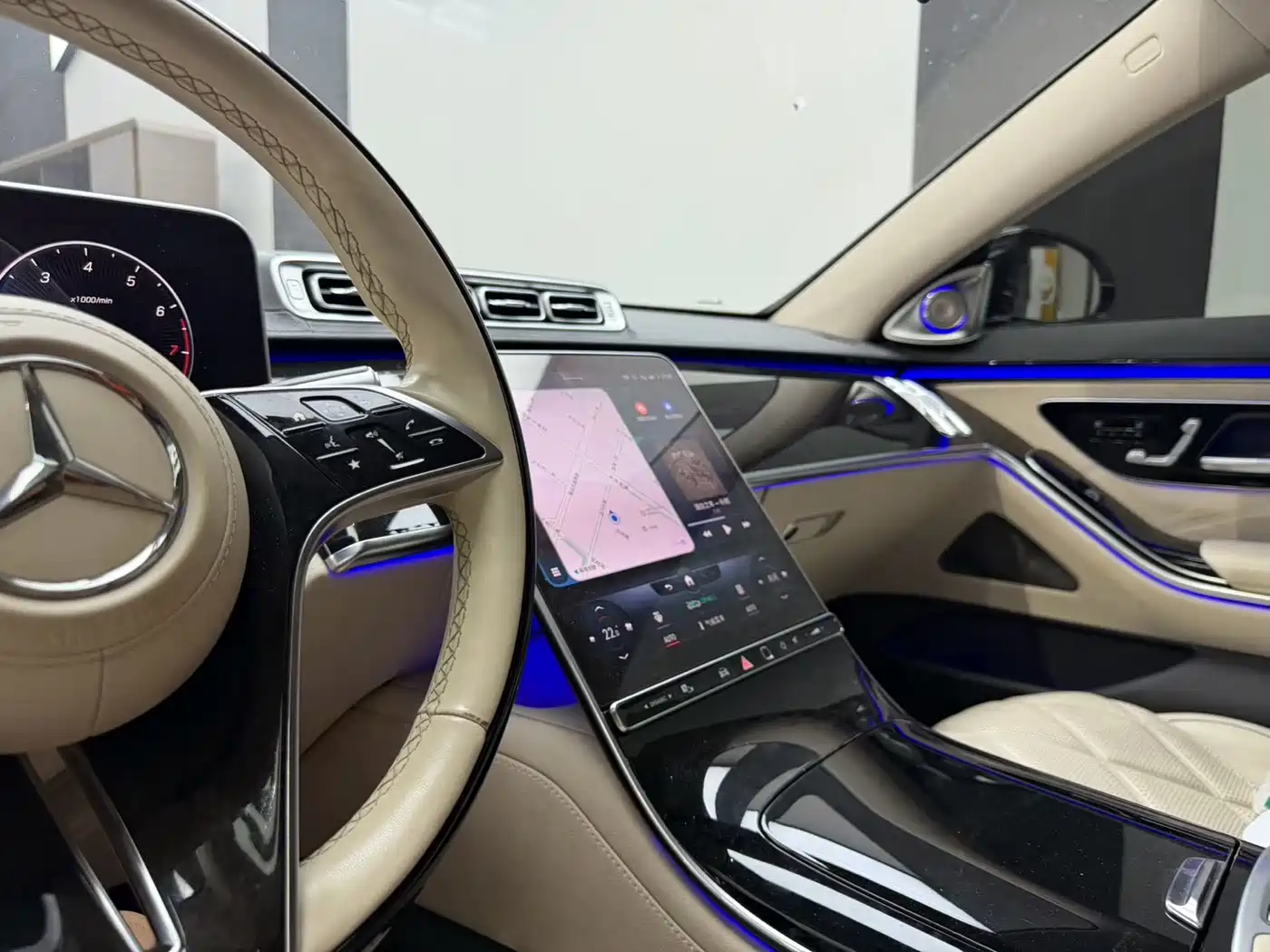 Mercedes-Benz Maybach S-Class 2022 S 480 4MATIC Intelligent Premium Special Edition фото 7