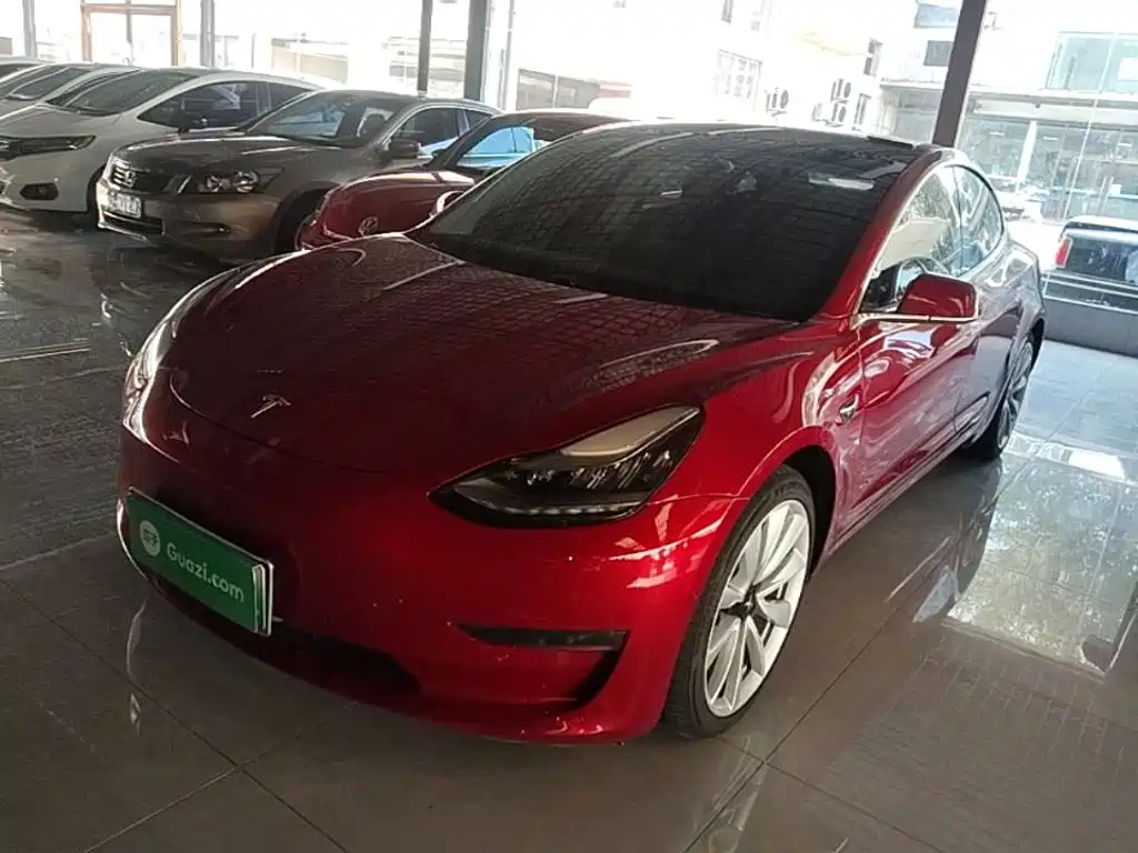 Фото 2 - Tesla Model 3 (Import)