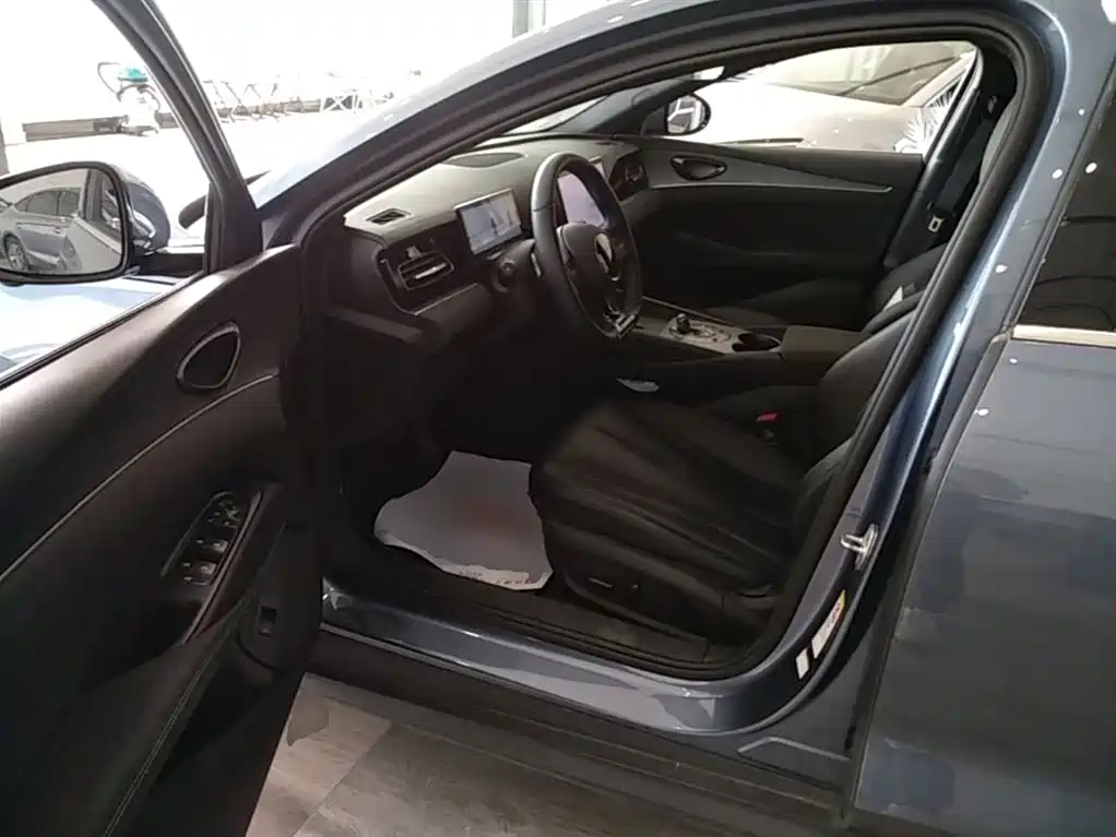 BYD Seal 06 New Energy 2025 DM-i Smart Drive Edition 120KM Prestige фото 15