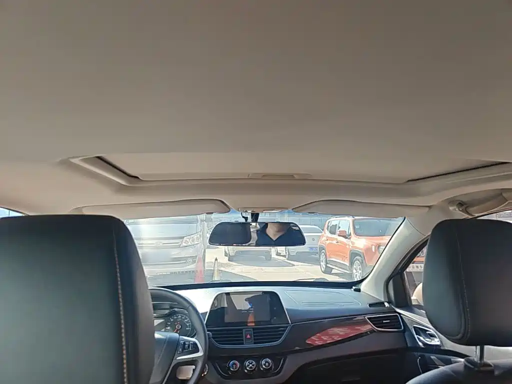 Baojun 310 2017 2016 1.2L Manual Luxury Type
