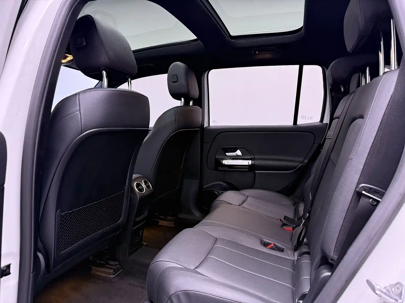 Mercedes-Benz EQB 2023 2023 EQB 260