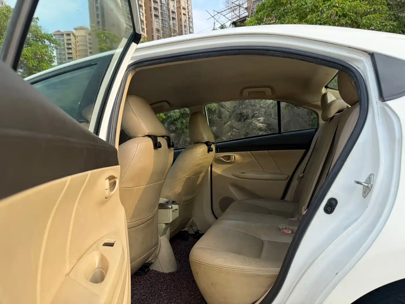 Toyota Vios 2014 1.3L Automatic Stylish Edition фото 6