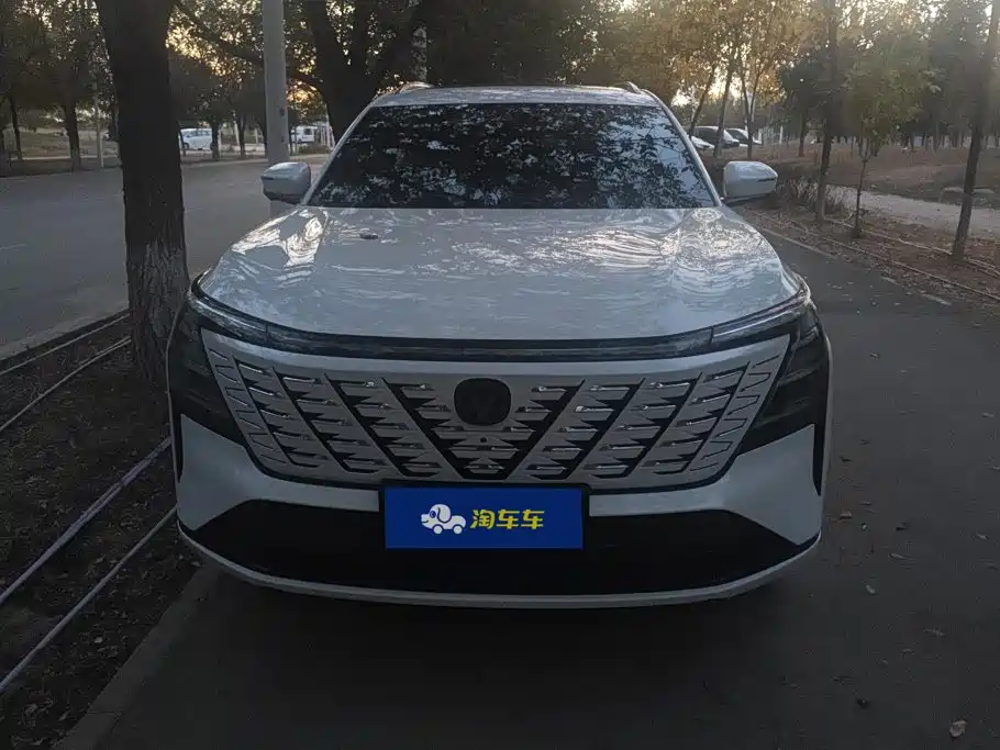 Фото 2 - Changan CS75 PLUS