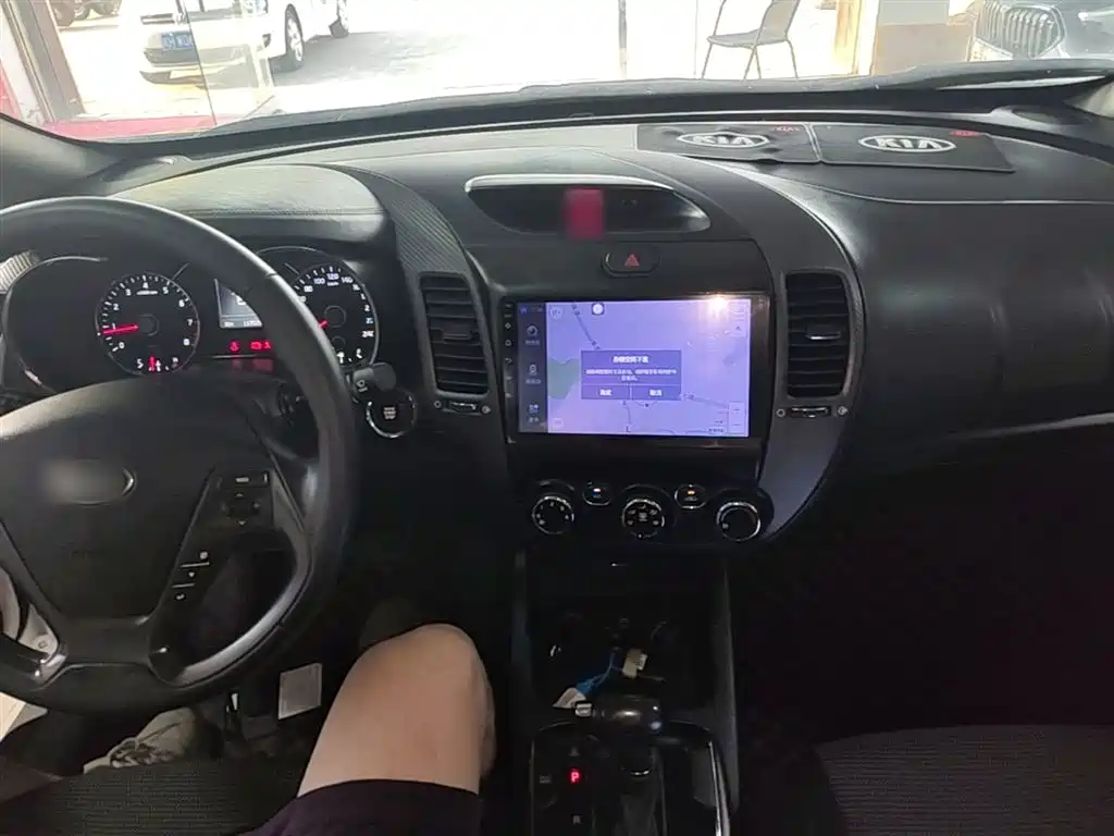 Kia K3 2016 1.6L Automatic GLS фото 10