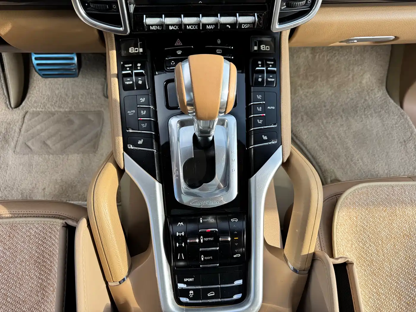 Porsche Cayenne 2011 Cayenne 3.0T фото 16
