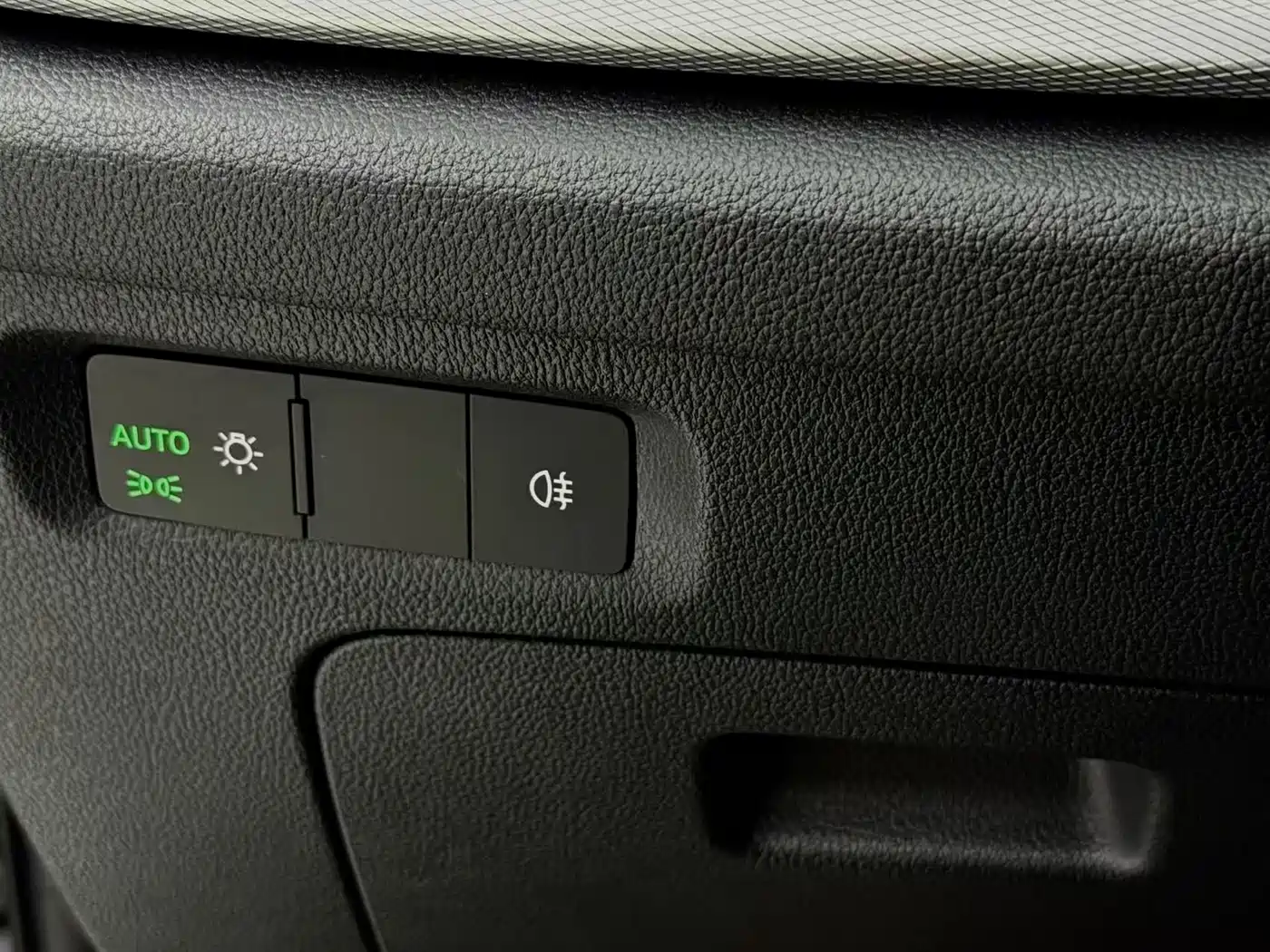 Škoda Octavia 2023 Facelift PRO TSI280 Premium Edition фото 18