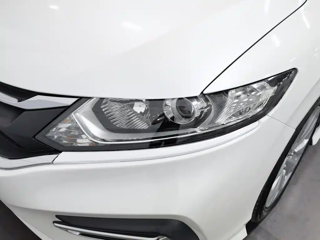 Photo 7 - Honda Jade