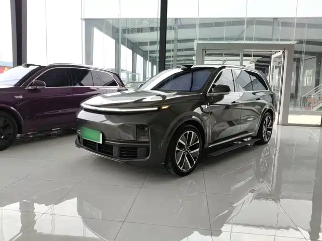 Li Auto Li Xiang L9 2025