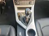 Фото 14 - Geely Vision