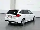Photo 2 - Honda Jade