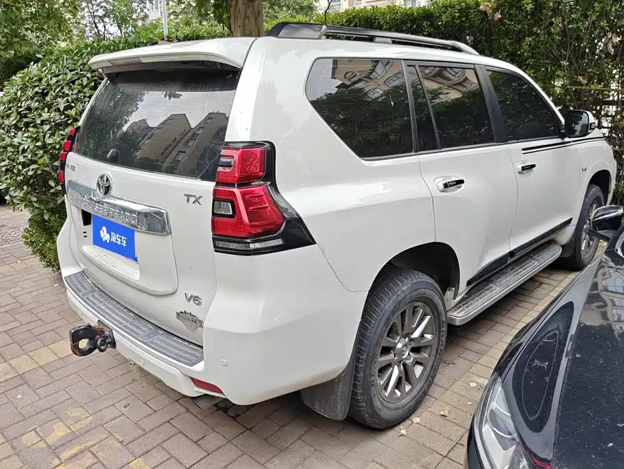 Фото 3 - Toyota Prado