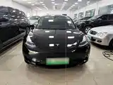 Фото 3 - Tesla Model 3
