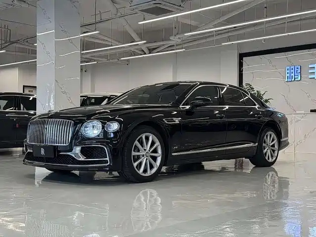 Bentley Flying Spur 4.0T V8, Стандарт