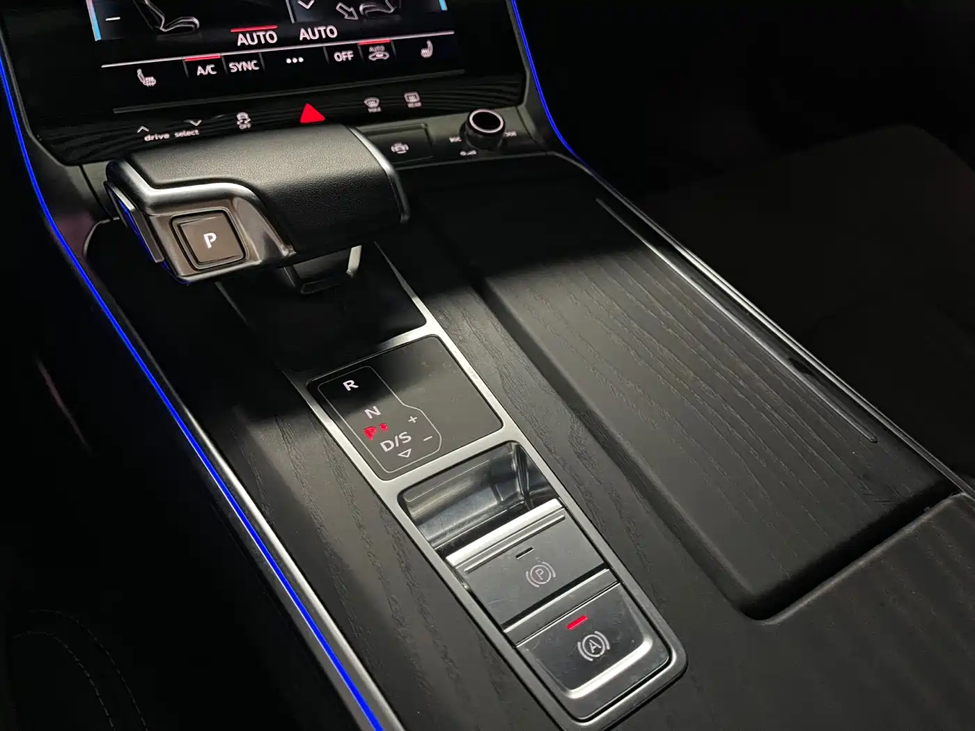 Audi A6L 2024 45 TFSI quattro Premium Dynamic фото 11