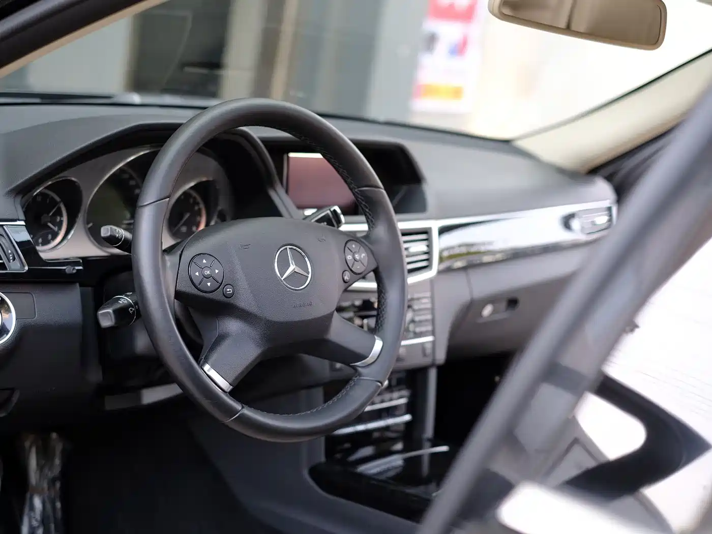 Mercedes-Benz E-Class 2011 E 300 L Fashion Premium фото 26