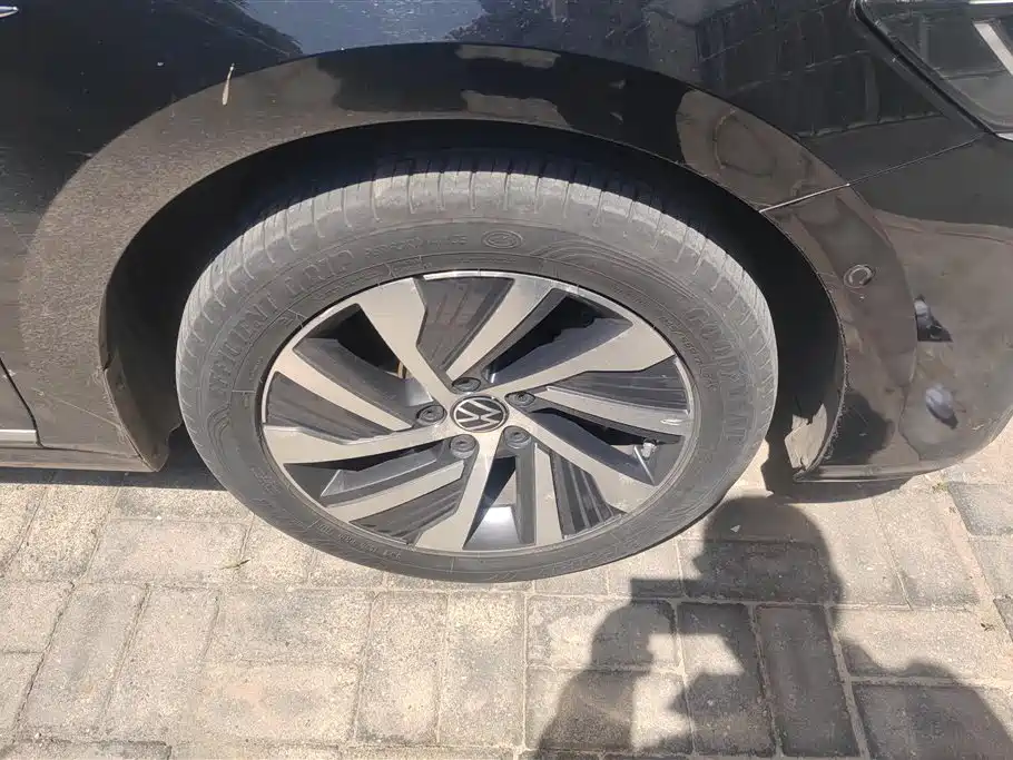 Volkswagen Passat New Energy 2022 430PHEV Hybrid Luxury Edition фото 6