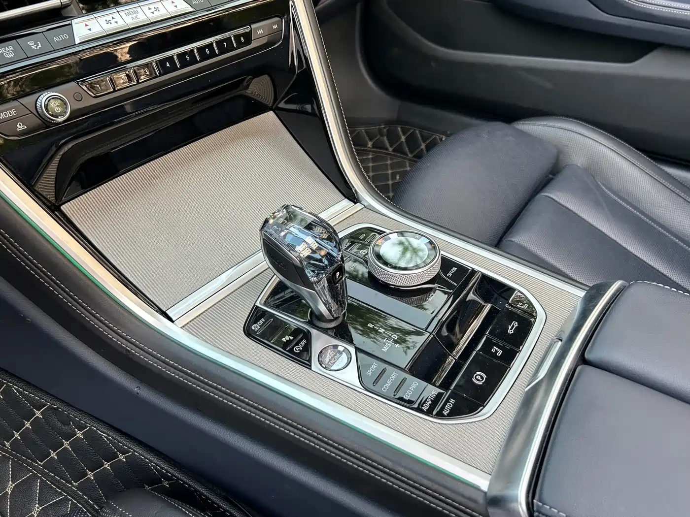 BMW 8 Series 2019 840i Convertible M Sport фото 14