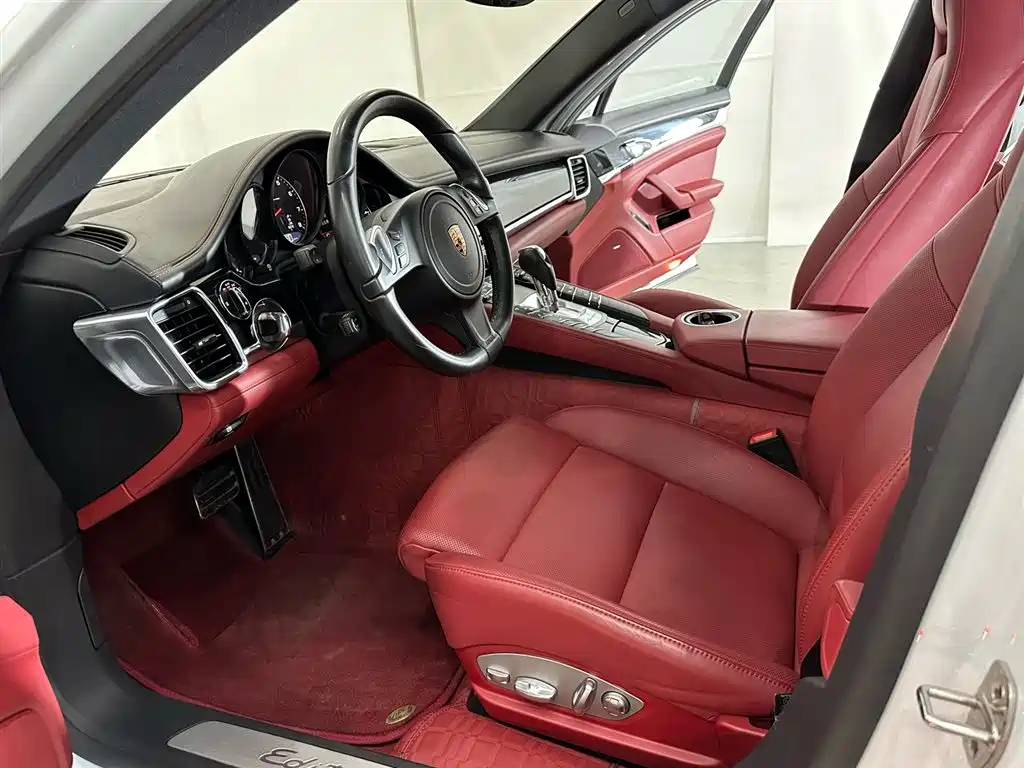 Porsche Panamera 2016 Panamera Executive Edition 3.0T фото 6
