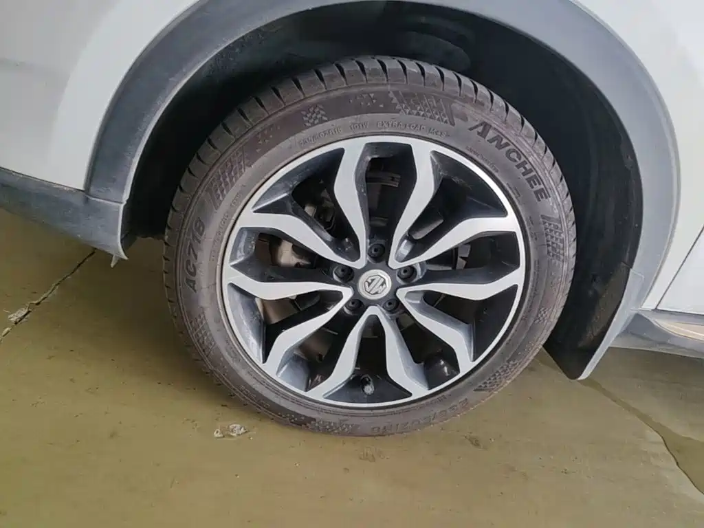 MG Roewe RX5 2015 2015 1.5TGI TST Luxury Edition